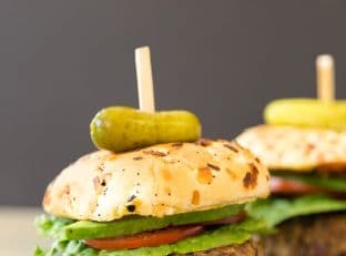 Vegan Spicy Black Bean Quinoa Burger