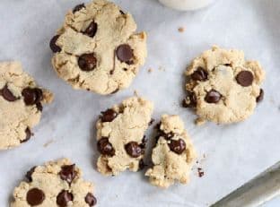 Paleo Chocolate Chip Cookies (Chewy Texture!)