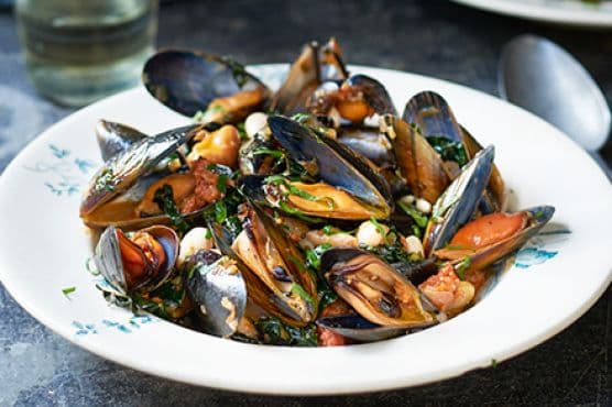Mussels with chorizo, beans & cavolo nero