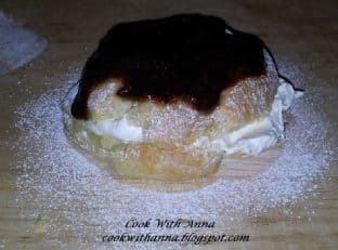 Eclairs