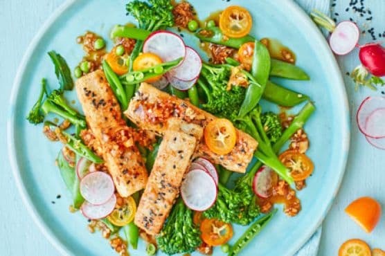 Spice-crusted tofu with kumquat radish salad