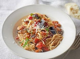 Aubergine & chilli tagliolini