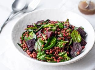 This Spinach, Lentil, and Beet Salad with Orange Vinaigrette Will Bring Out Your Inner Chef