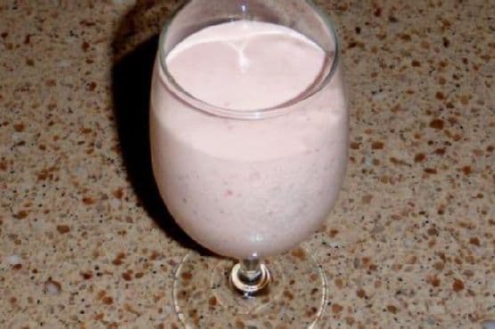 One Second Strawberry Smoothie Omg It's Orgasmic!