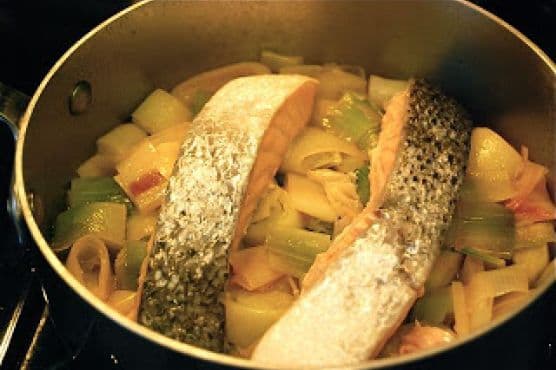 Poached Salmon With Leeks