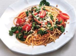 Whole-grain Spaghetti With Garlicky Kale And Tomatoes