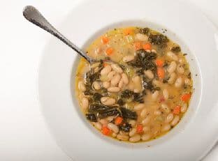 30-Minute Tuscan White Bean Soup