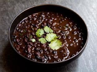 Spicy, Citrusy Black Beans