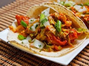 Korean Spicy BBQ Chicken Tacos