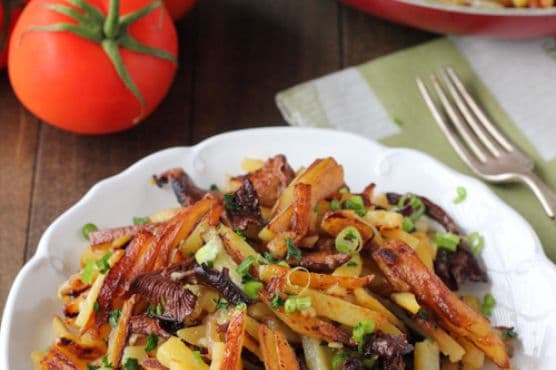 Pan Fried Potatoes With Mushrooms and Onions