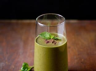 How to Build a Perfect Smoothie (+ a Chocolate Mint Green Smoothie !)