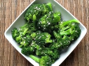 Sesame Ginger Steamed Broccoli