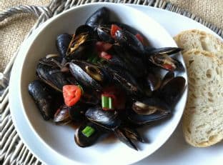 Mussels with Smoked Spanish Paprika