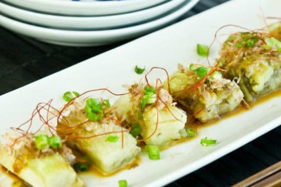 Japanese Grilled Eggplant (Yaki Nasu)