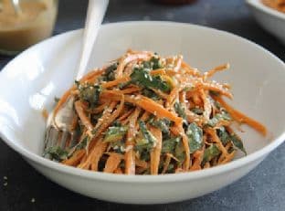 Spicy thai carrot and kale salad