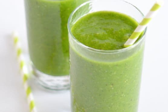 Apple Kiwi Green Smoothies