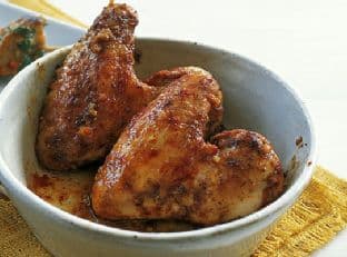 Chicken Wings with Garlic and Paprika | Pollo al Ajillo