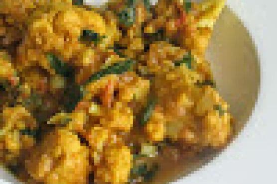 Gently Simmered Cauliflower in a Spicy Tomato Sauce