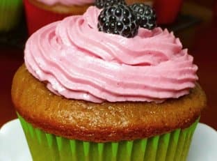Blackberry Cupcakes