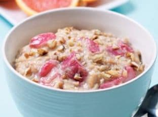 Oatmeal-Rhubarb Porridge