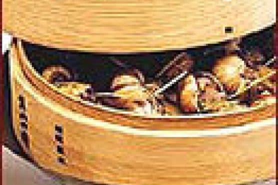 Lemongrass-Infused Snails with Spicy Soy Sauce