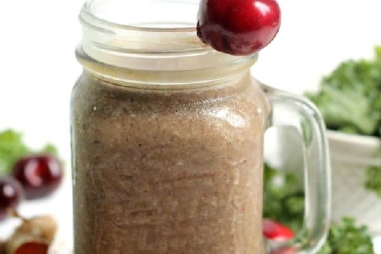 Anti-Inflammatory Cherry Pineapple Smoothie