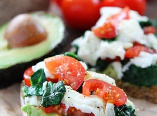 Avocado Toast with Eggs, Spinach, and Tomatoes