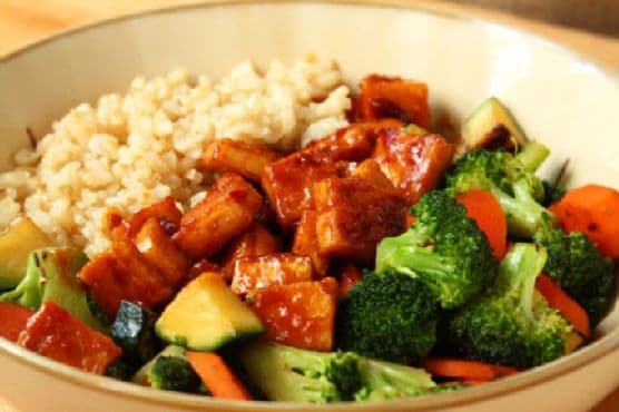 Teriyaki Peanut Tofu with Stir-Fried Veggies & Brown Rice