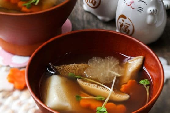 Ozoni – Japanese New Year Mochi Soup お雑煮